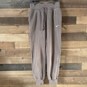 Nike Women’s Brown Joggers